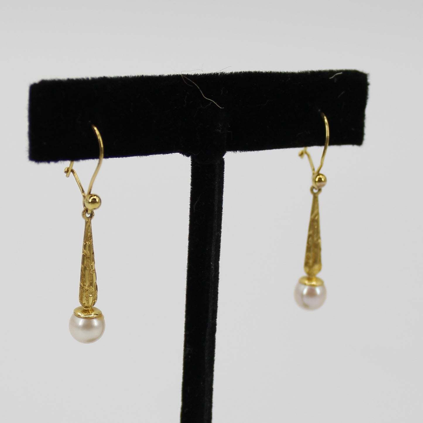 1920's Band of Pearls Ring, 1.06 CTW 9K Gold