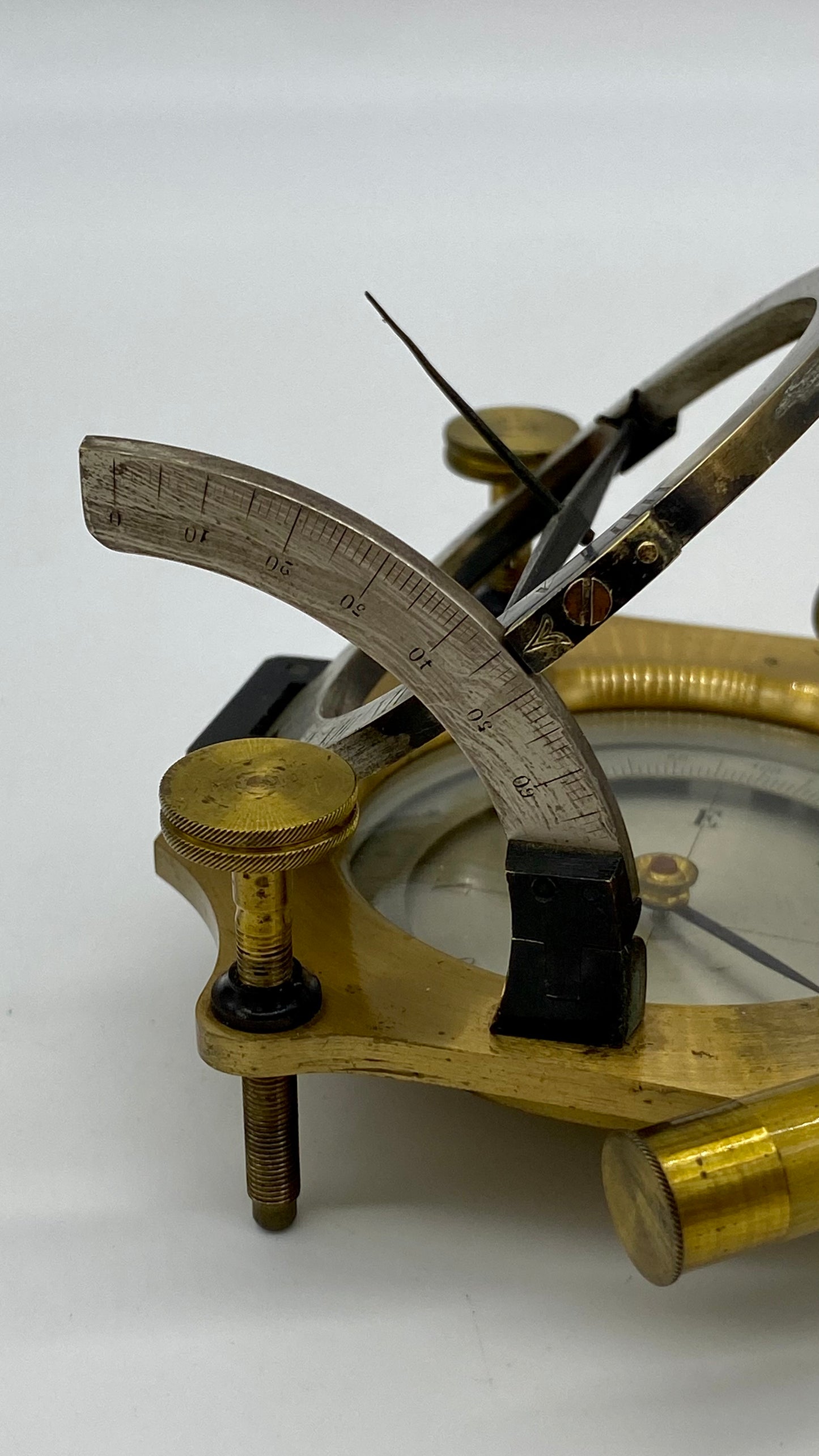 Boxed Augsburg-Type Universal Equinoctial Dial & Compass