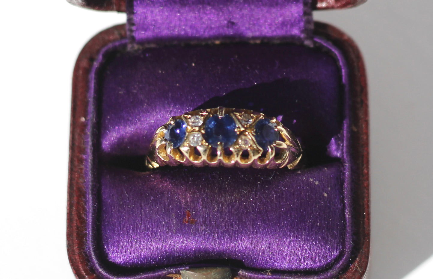Edwardian Ceylon Sapphire & Diamond Solitaire Ring, 0.75 CTW 18K Gold