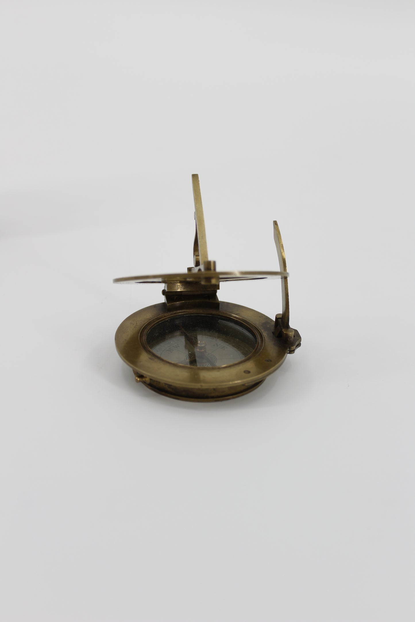 Horizontal Inclining Sundial by T. Mason Dublin, c.1836-1880