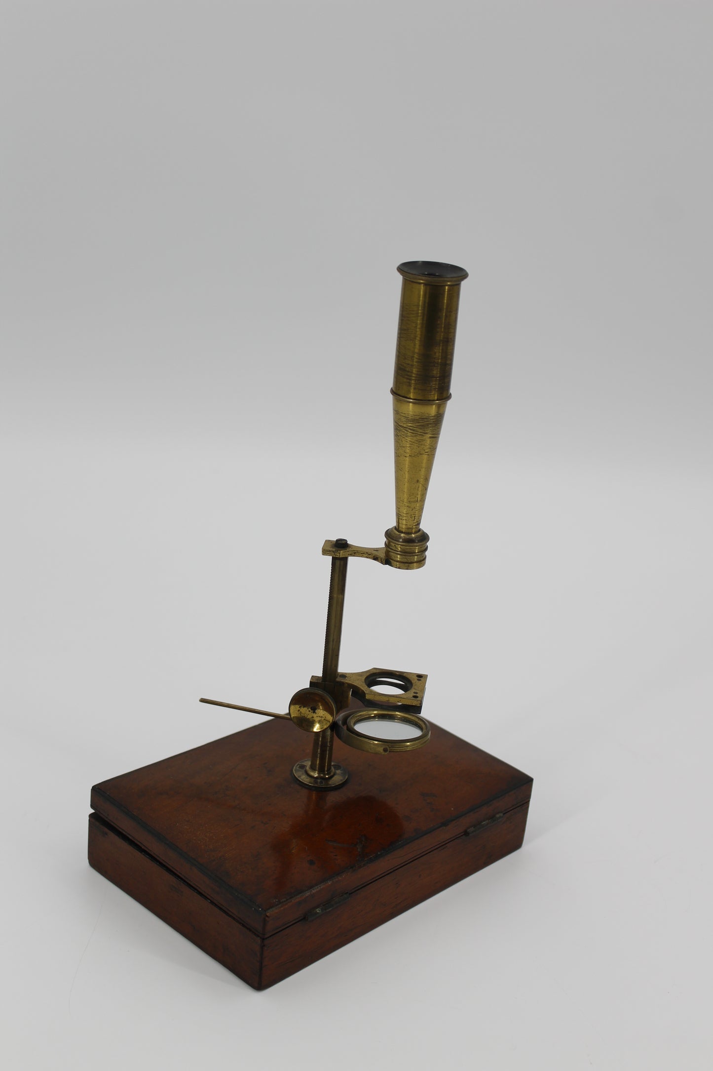 Cary Gould-Type Microscope (Early 19th Century)