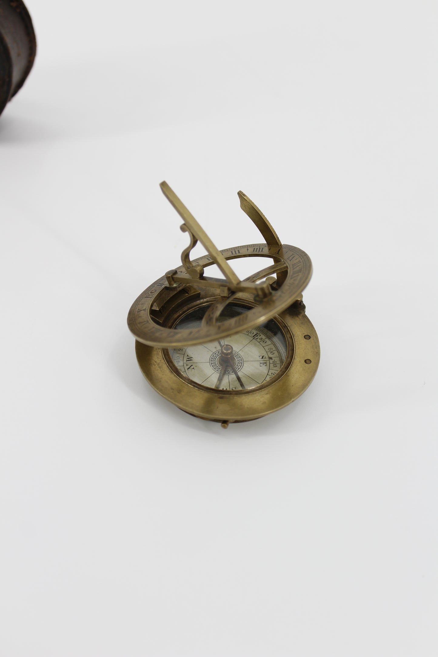 Horizontal Inclining Sundial by T. Mason Dublin, c.1836-1880