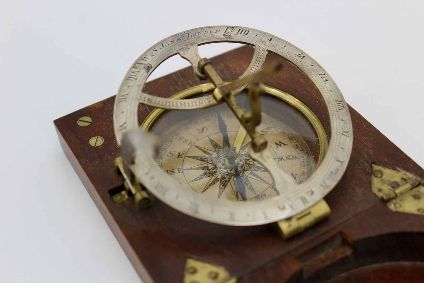 Horizontal Inclining Dial by W. & S. Jones, London c.1791-1809