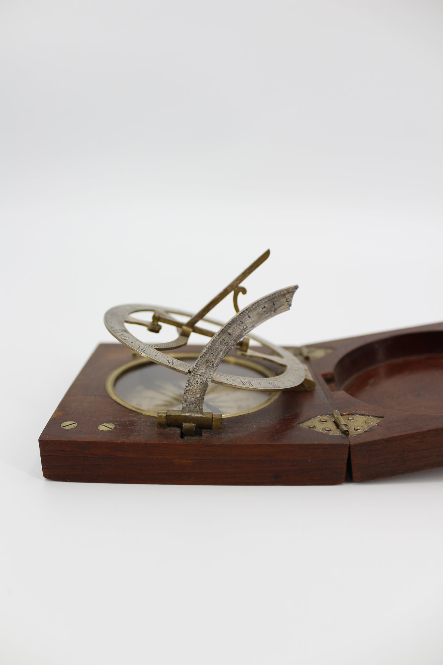Horizontal Inclining Dial by W. & S. Jones, London c.1791-1809