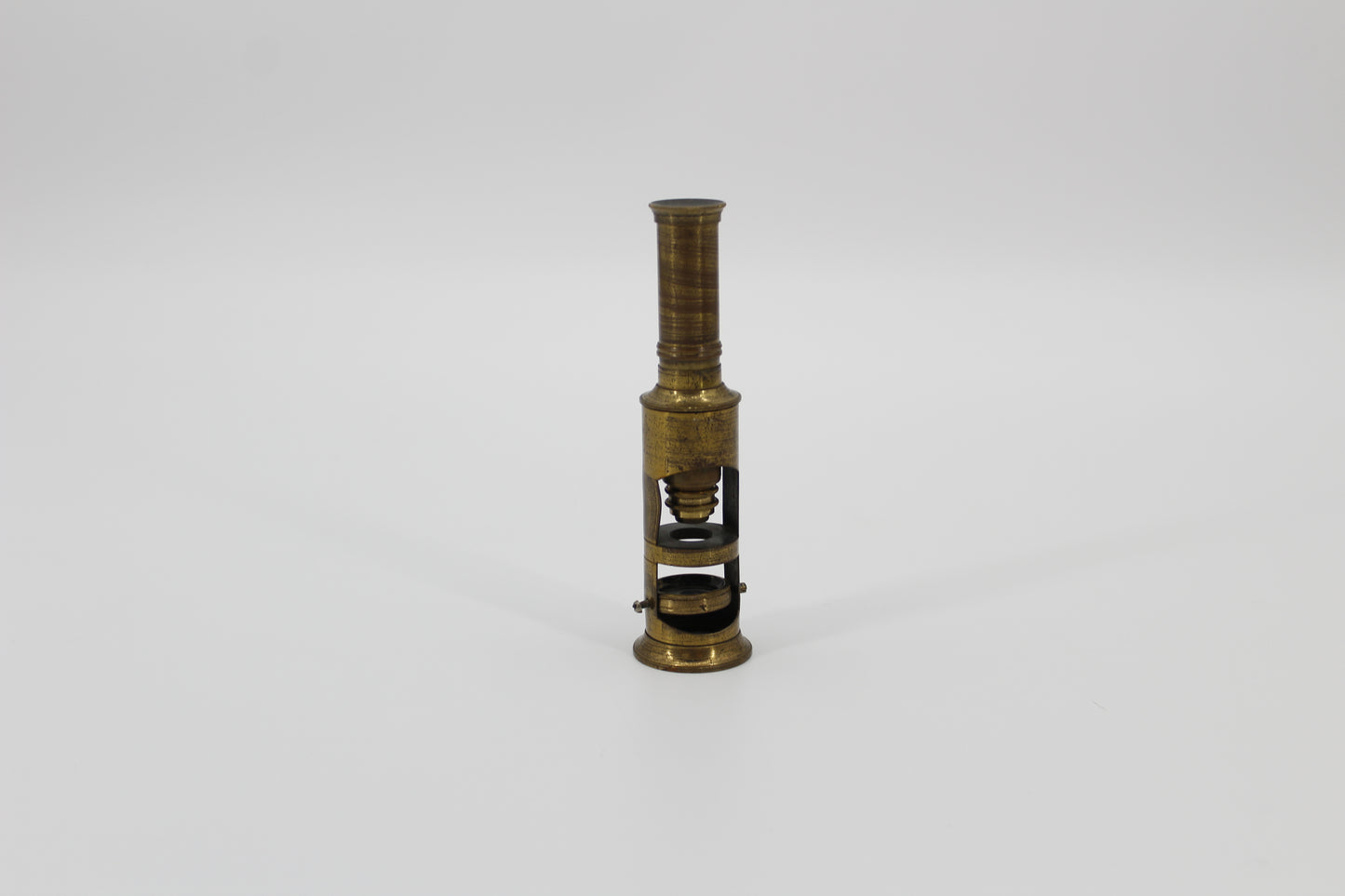 Cary Gould-Type Drum Microscope
