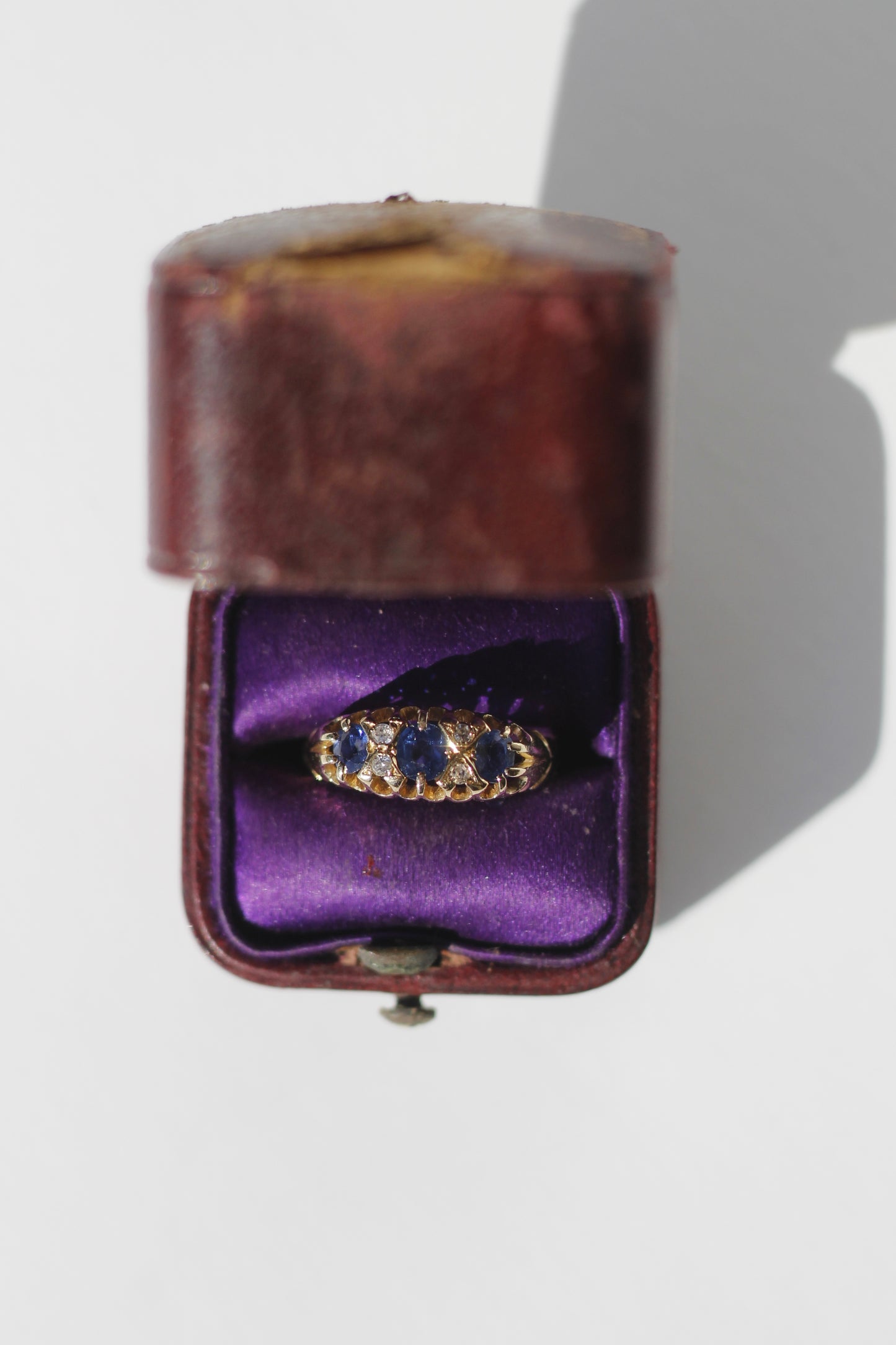 Edwardian Ceylon Sapphire & Diamond Solitaire Ring, 0.75 CTW 18K Gold