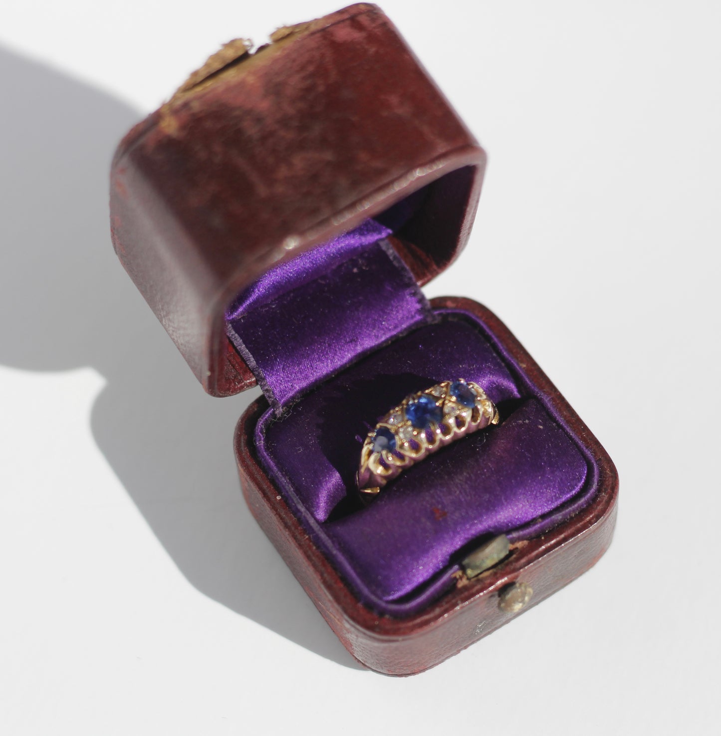 Edwardian Ceylon Sapphire & Diamond Solitaire Ring, 0.75 CTW 18K Gold