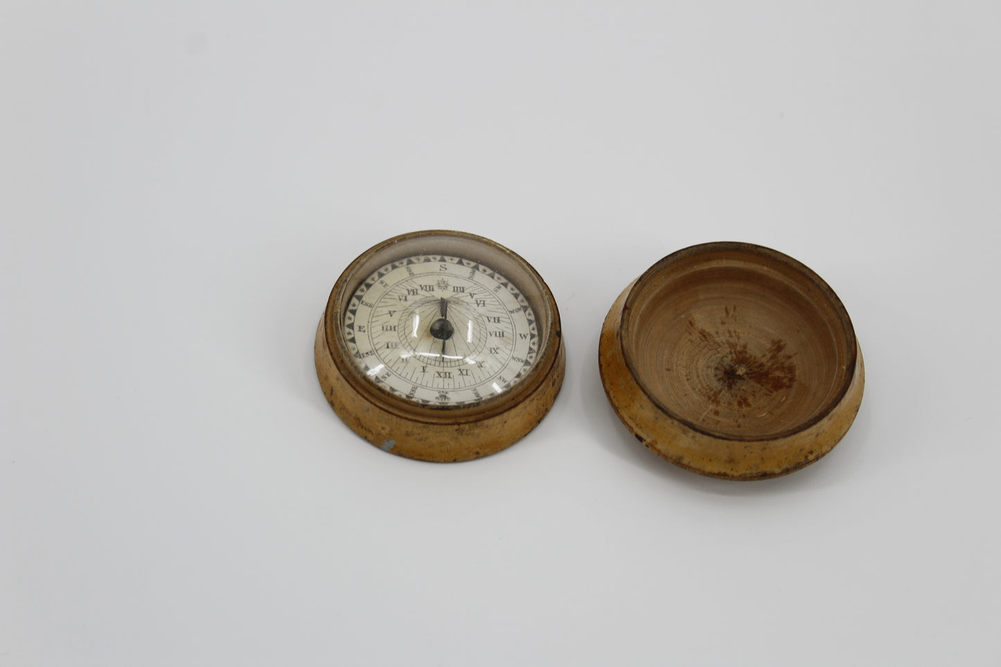 Pantochronometer by Samuel Porter, c.1840 Wood Dome-Cased Magnetic Dial