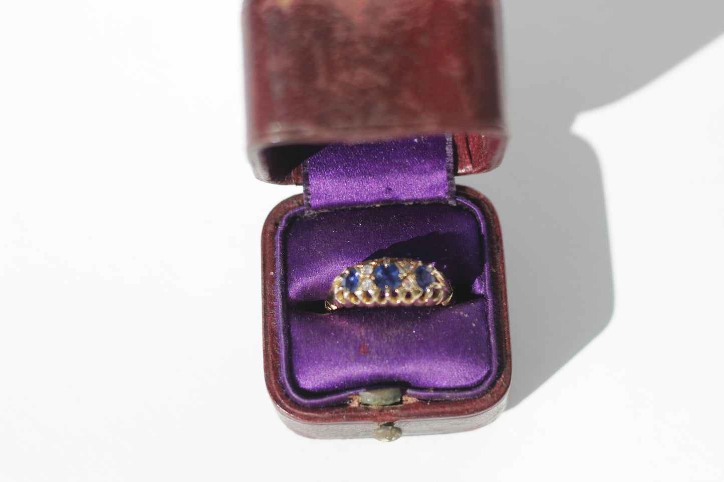 Edwardian Ceylon Sapphire & Diamond Solitaire Ring, 0.75 CTW 18K Gold