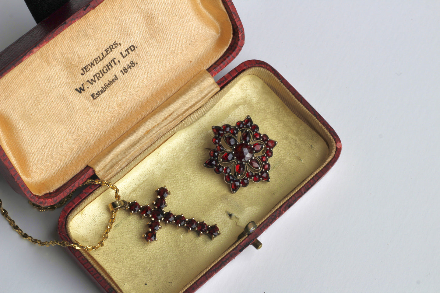 1859 Victorian Garnet Brooch, 4.5 Carats 14K Vermeil 925