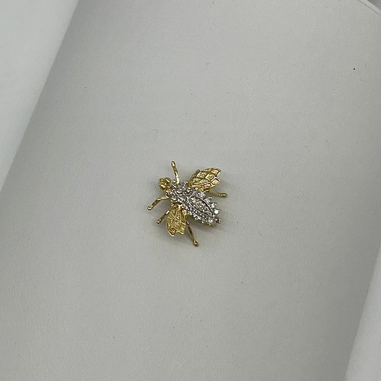 Diamond 'Queen Bee' Brooch, 0.6 CTW 10K Gold