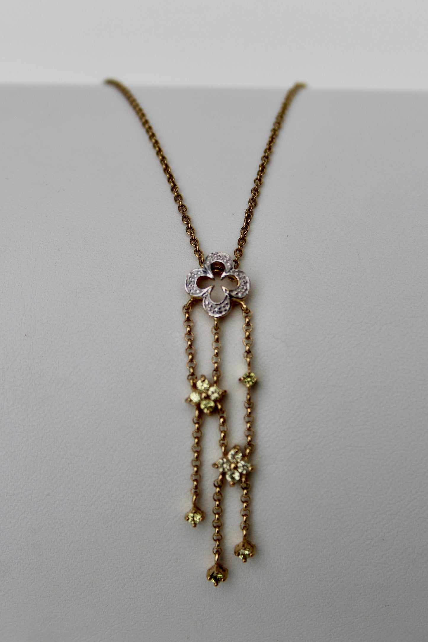 Edwardian Peridot Pendant, 0.7CTW 9K Gold