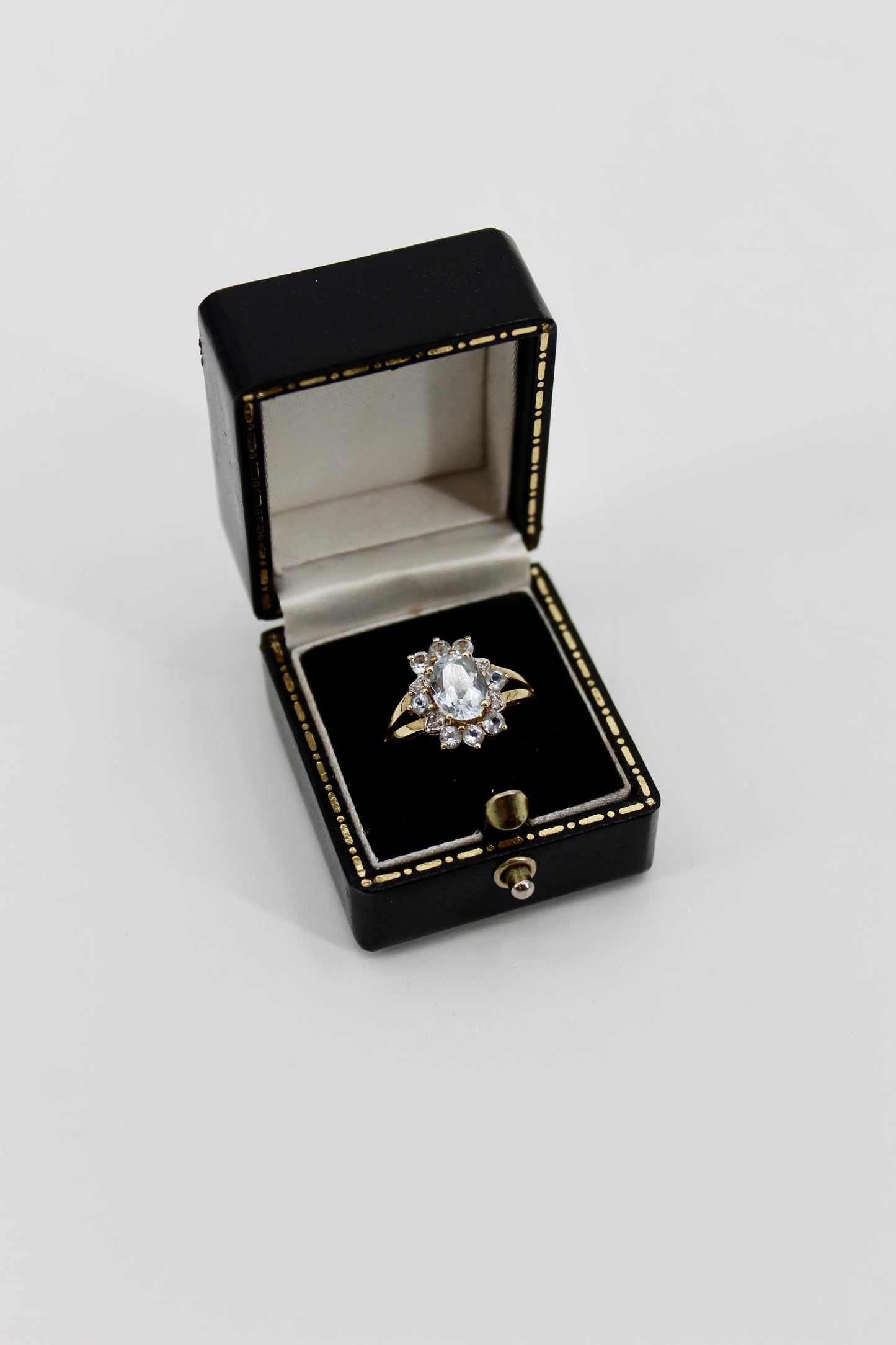 Aquamarine & Diamond Floral Cocktail Ring, 1.8 Carats 14K Gold