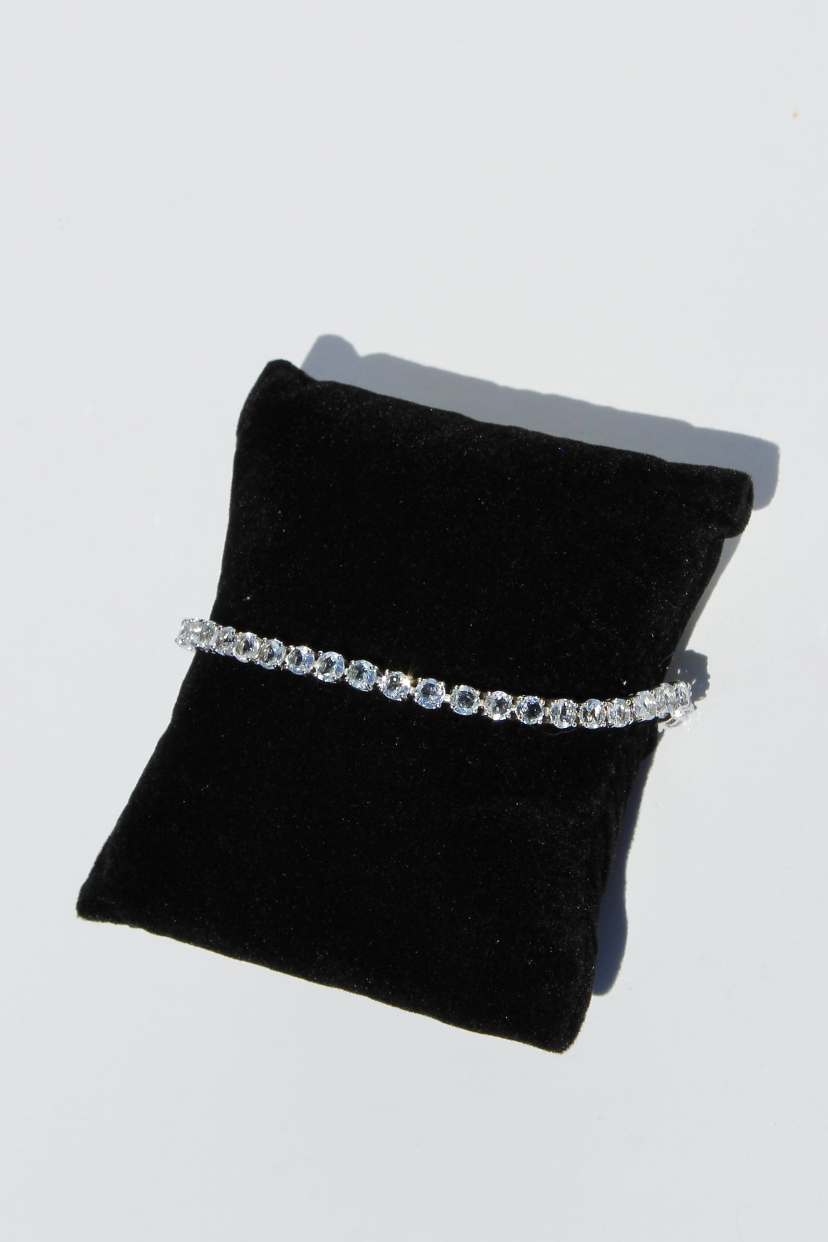 Aquamarine Tennis Bracelet, 7.8 Carats 925 Sterling Silver