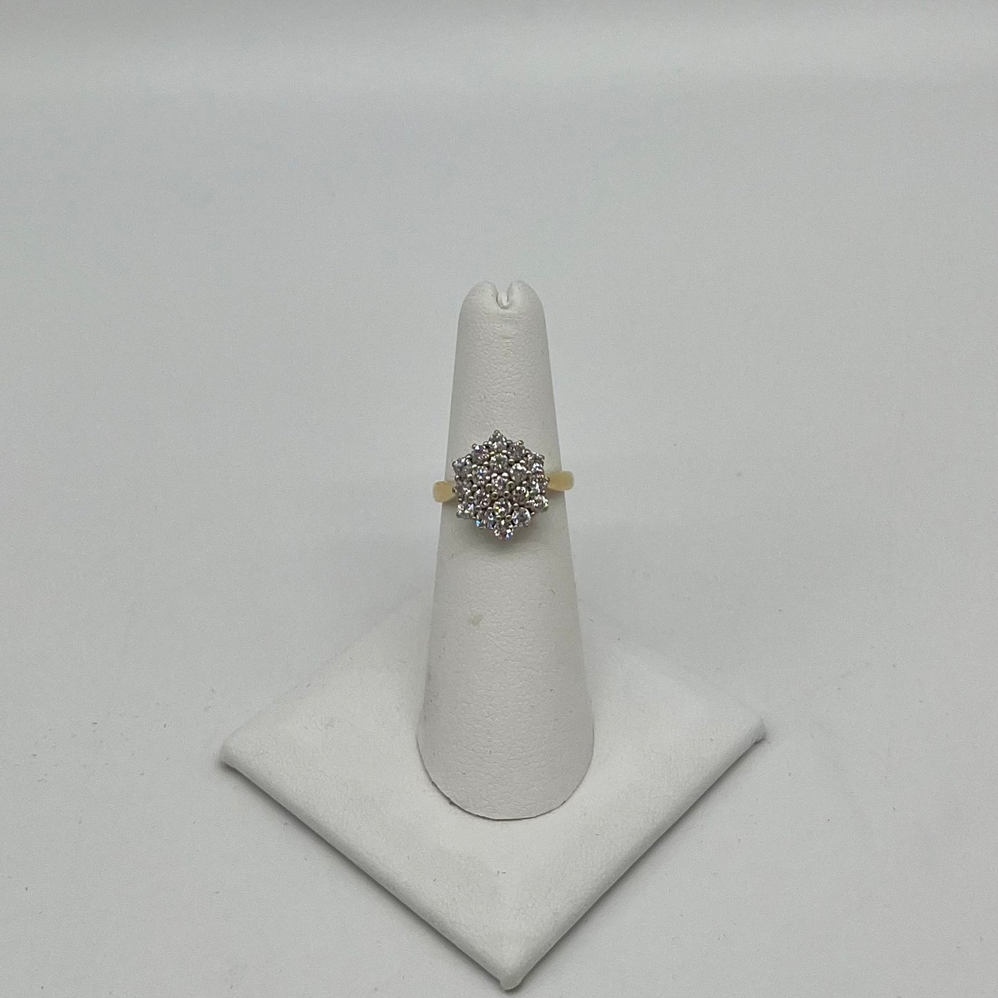 Elegant Victorian Diamond Cluster Ring, 2.0 CTW 18K Gold