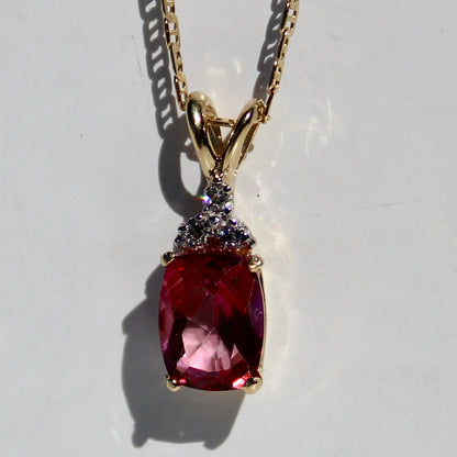 Madagascar Pink Tourmaline & Diamond Necklace, 1.47 Carats 14K Gold