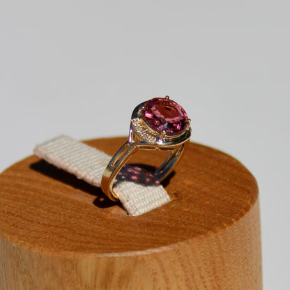 Bague en or 14 carats avec tourmaline rose et diamants, 2 ct