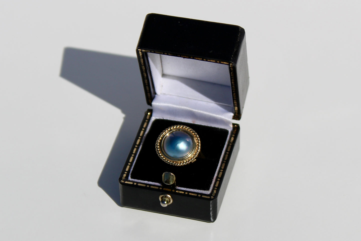 Black Mabe Pearl Ornate Ring, 11mm 10K Gold