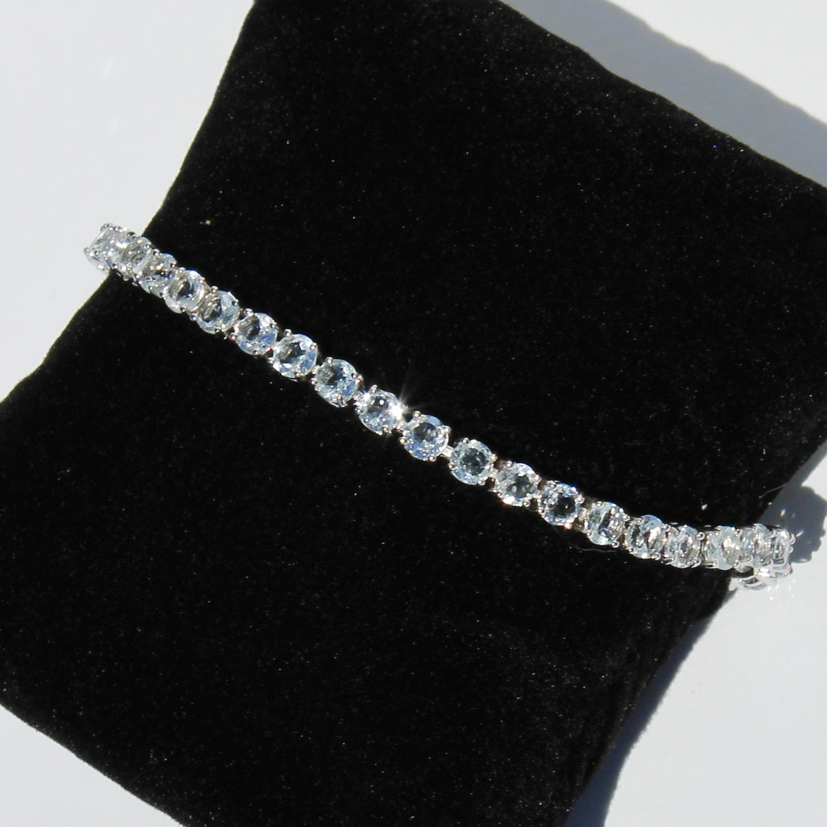Aquamarine Tennis Bracelet, 7.8 Carats 925 Sterling Silver