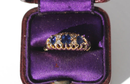 Edwardian Ceylon Sapphire & Diamond Solitaire Ring, 0.75 CTW 18K Gold