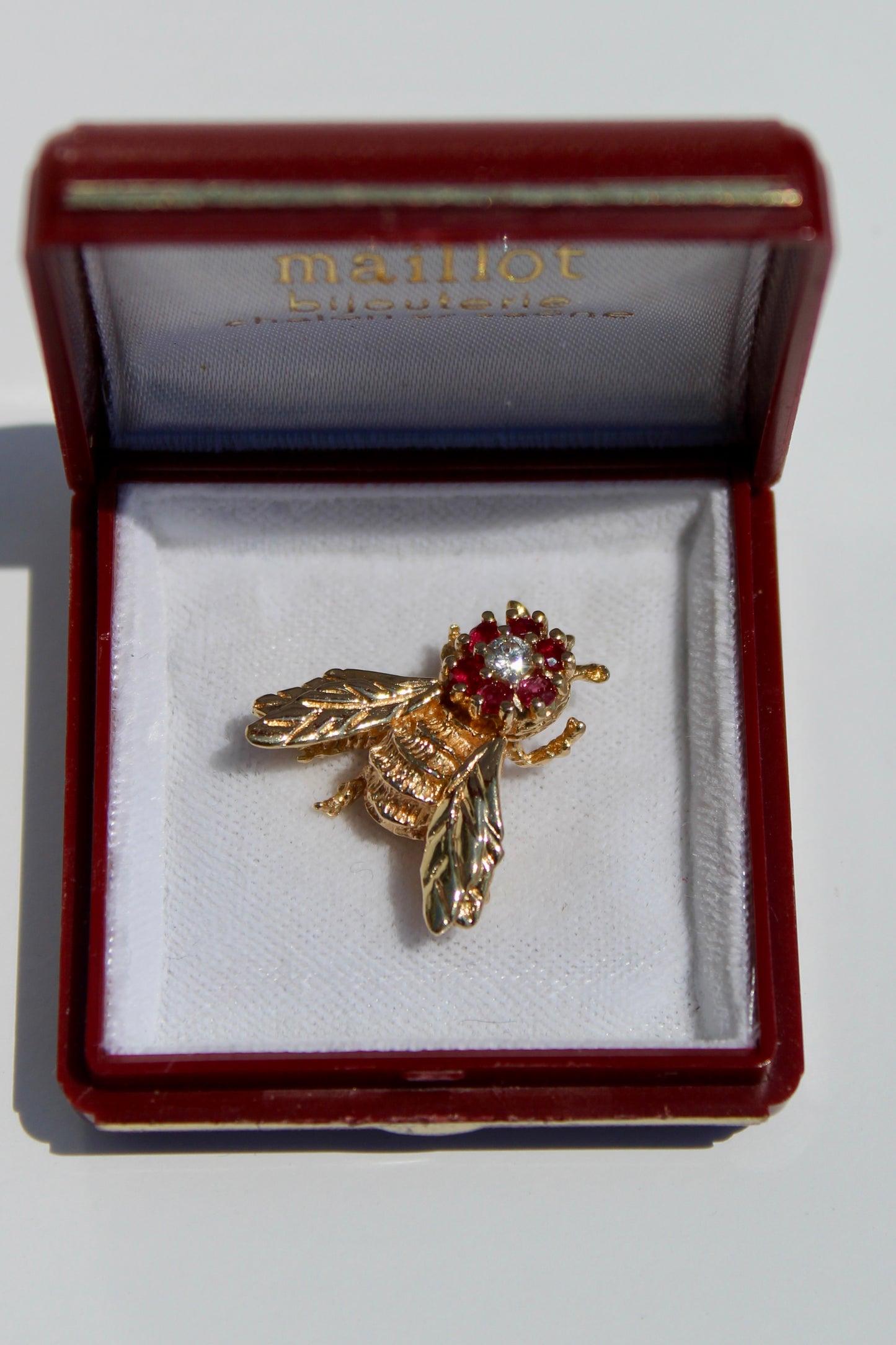 Ruby & Diamond Bee Pendant, 0.52 Carat 18K Gold
