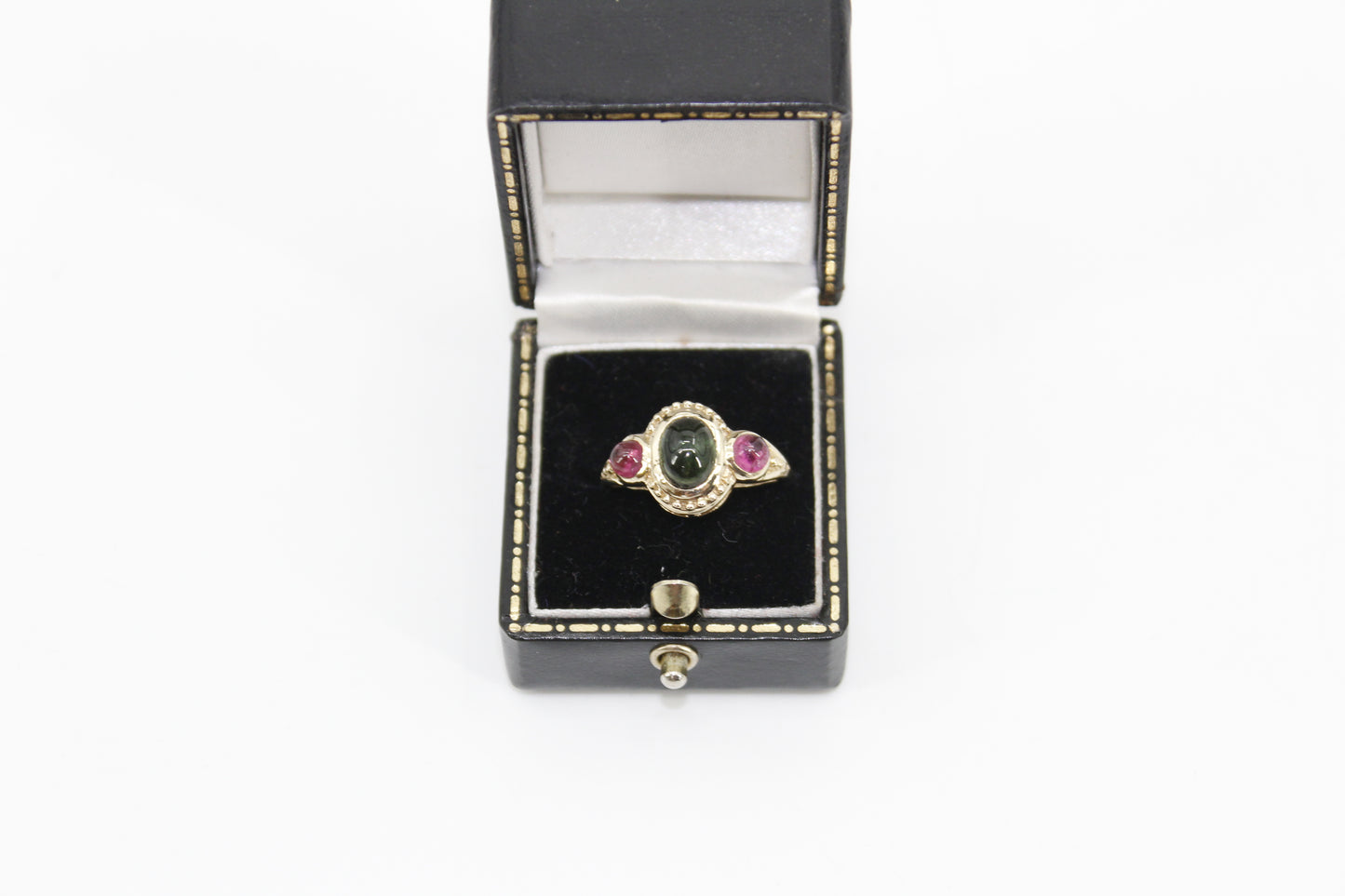 Antique Tourmaline Cabochon Ring, 2.1 Carats 10K Gold