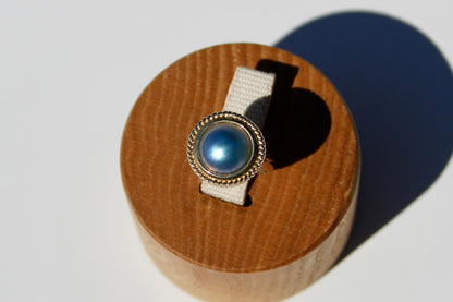 Black Mabe Pearl Ornate Ring, 11mm 10K Gold