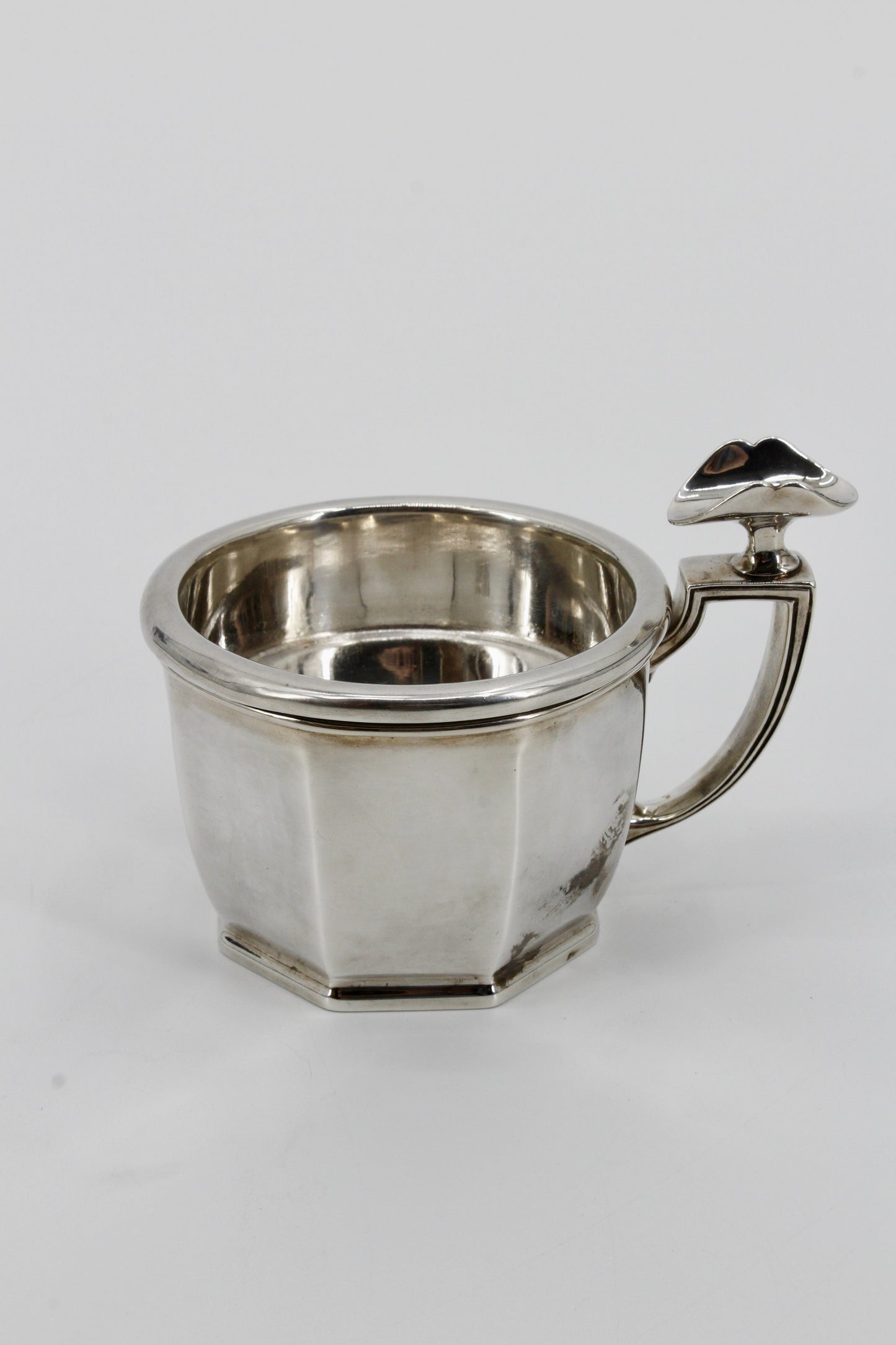 1916 Travelers' Cup with Cigar Holder & Ashtray