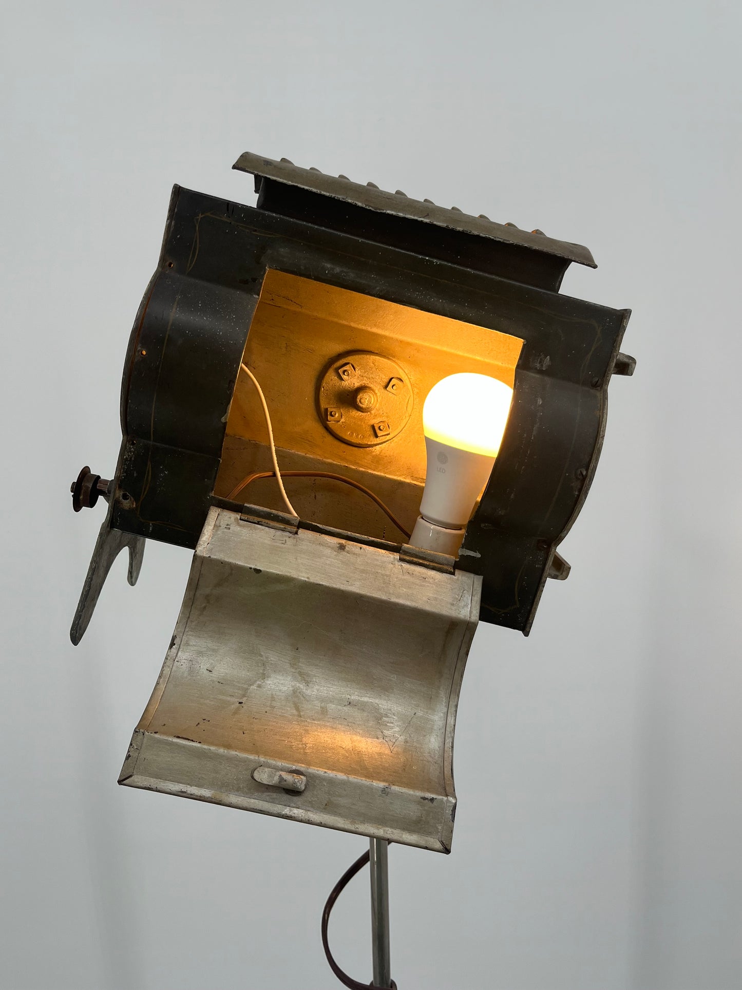 Old Hollywood Hi-Lite Spotlight by W. Beattie, Los Angeles (1910-1920)