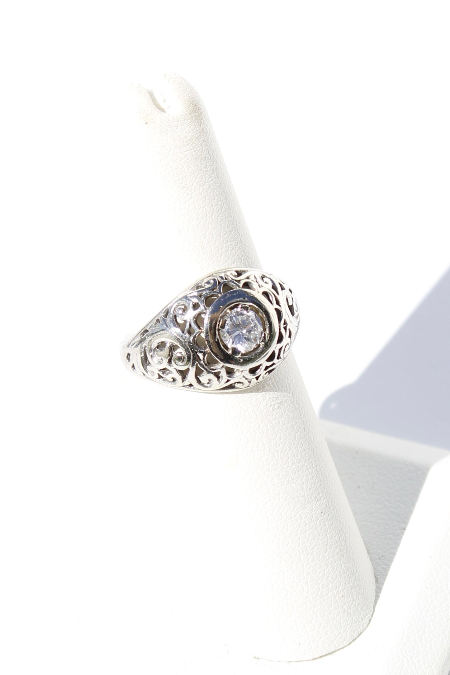 Art Deco Old European Cut Diamond Filigree Ring, 0.646 Carats 18K White Gold