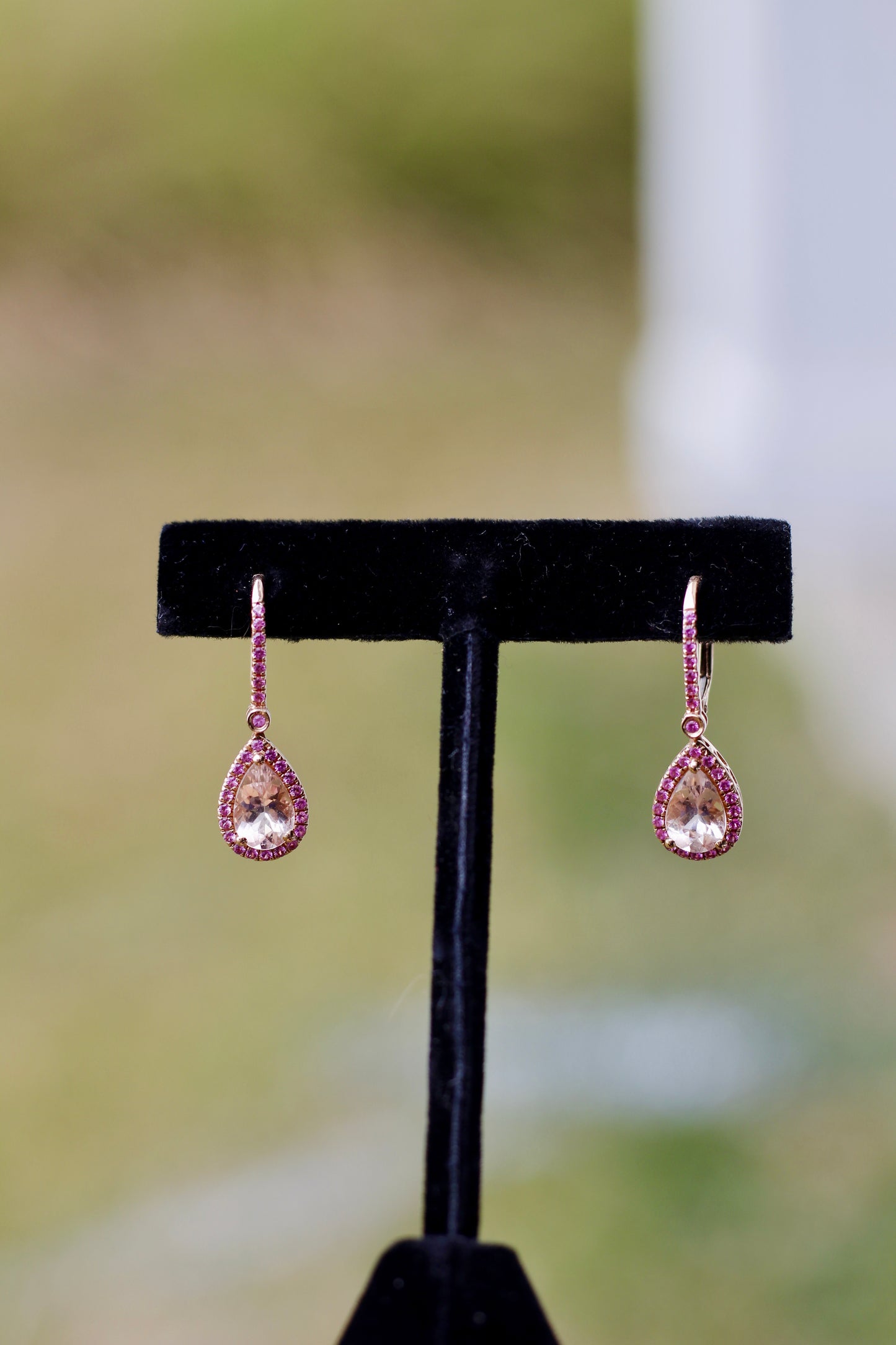 Morganite & Pink Sapphire Set, 6.1 Carats 14K Gold