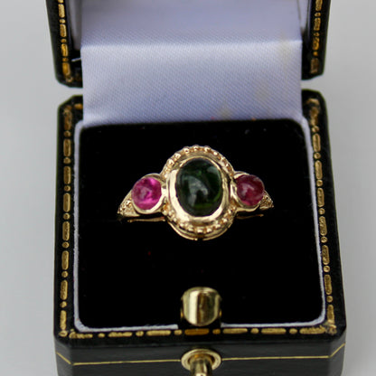 Antique Tourmaline Cabochon Ring, 2.1 Carats 10K Gold