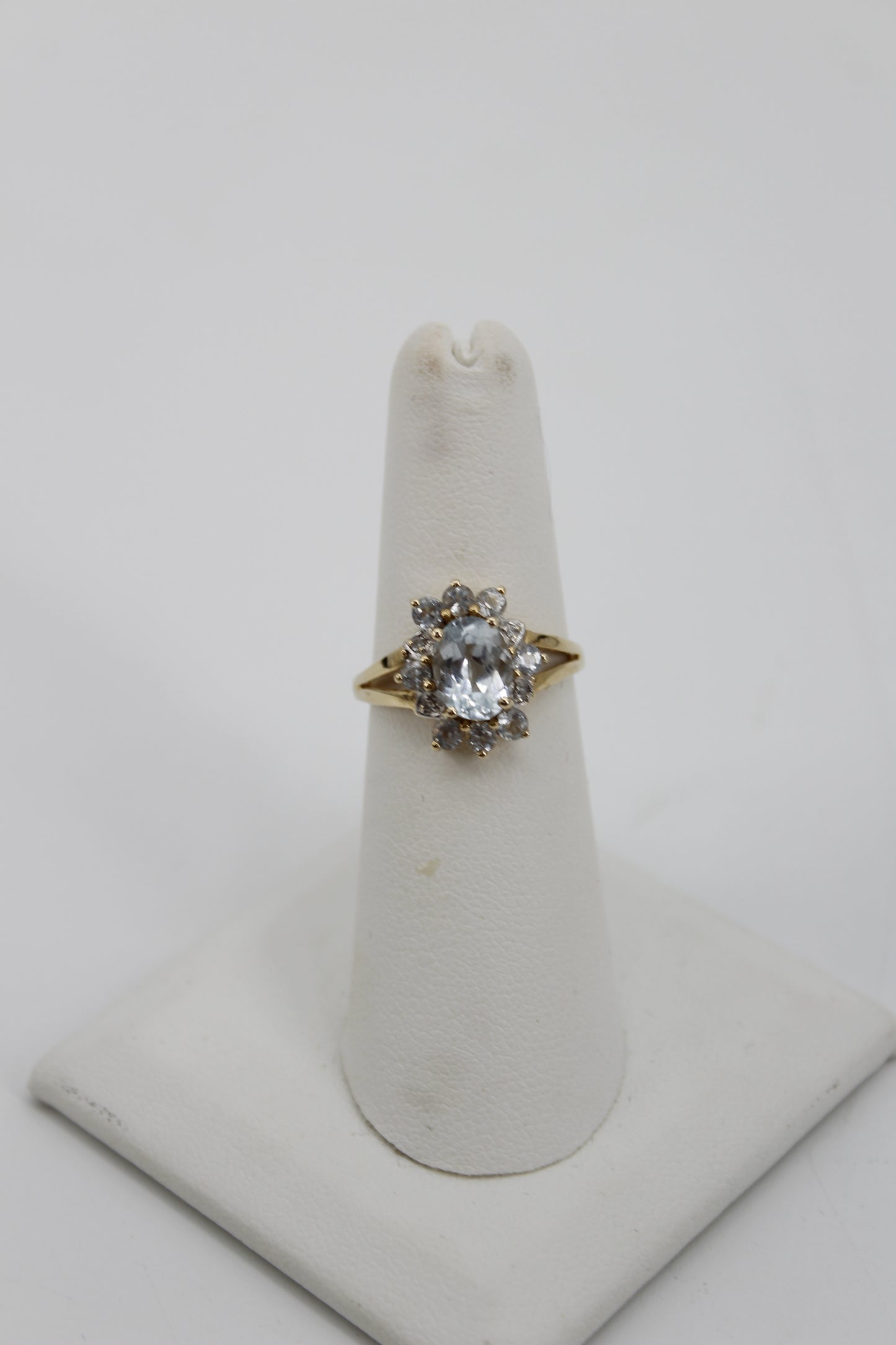 Aquamarine & Diamond Floral Cocktail Ring, 1.8 Carats 14K Gold