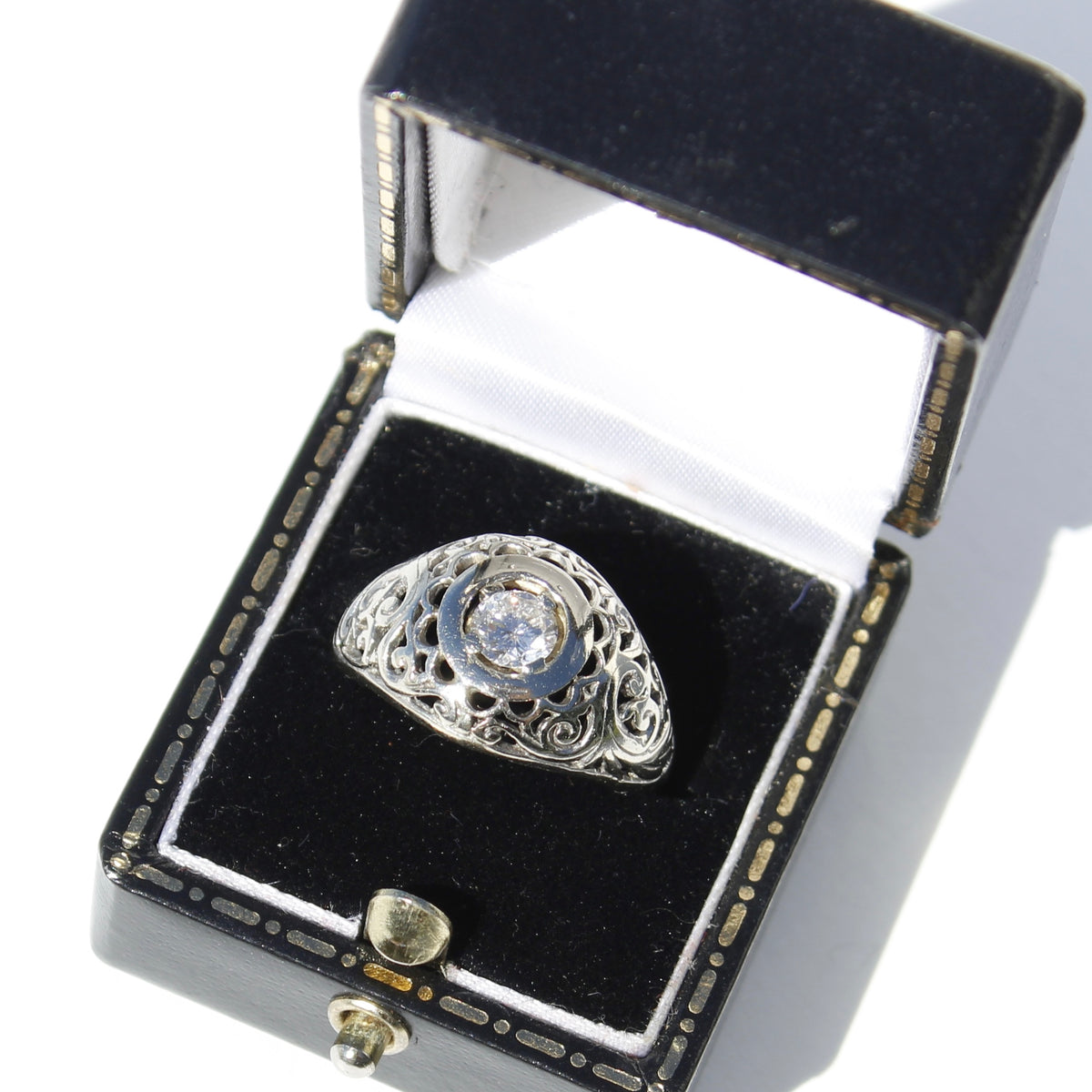 Art Deco Old European Cut Diamond Filigree Ring, 0.646 Carats 18K White Gold