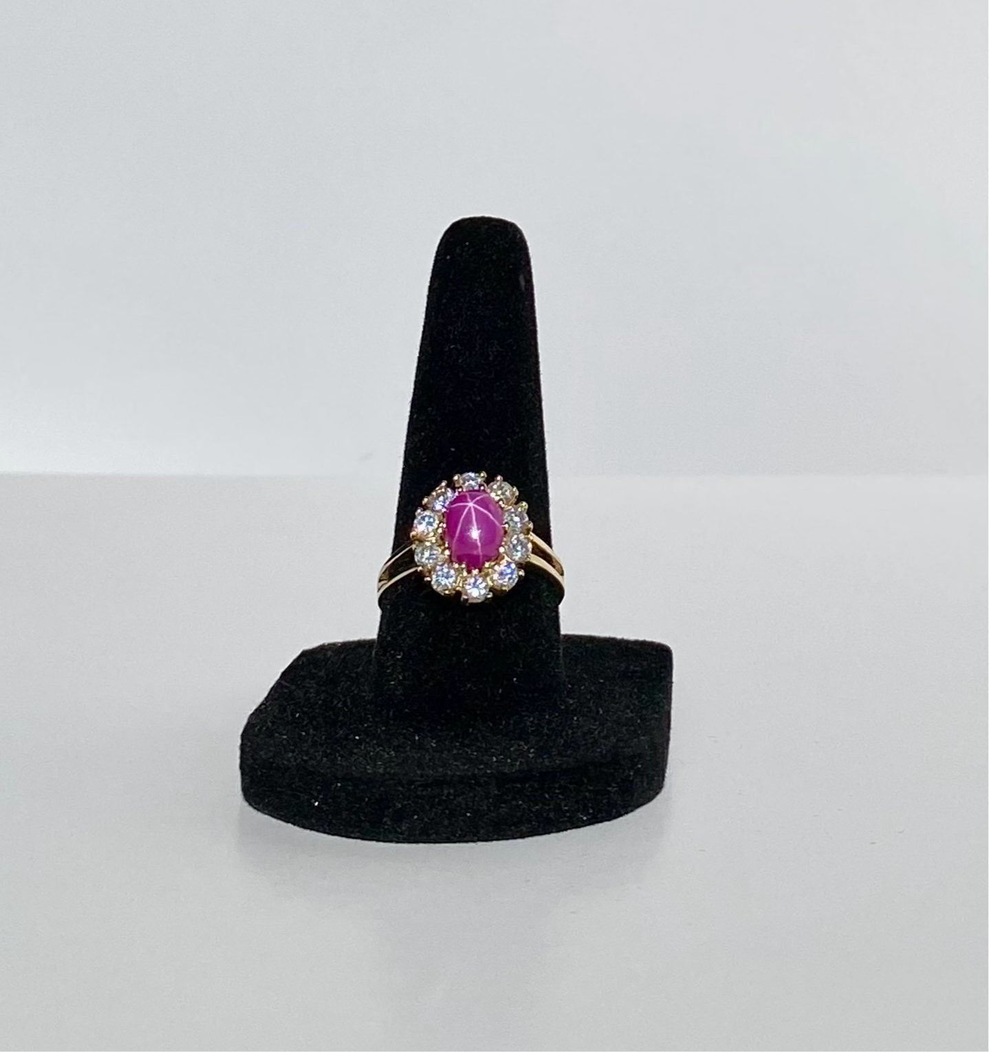 Bague en or 14 carats avec cabochon en rubis étoilé et spinelle, 3 carats