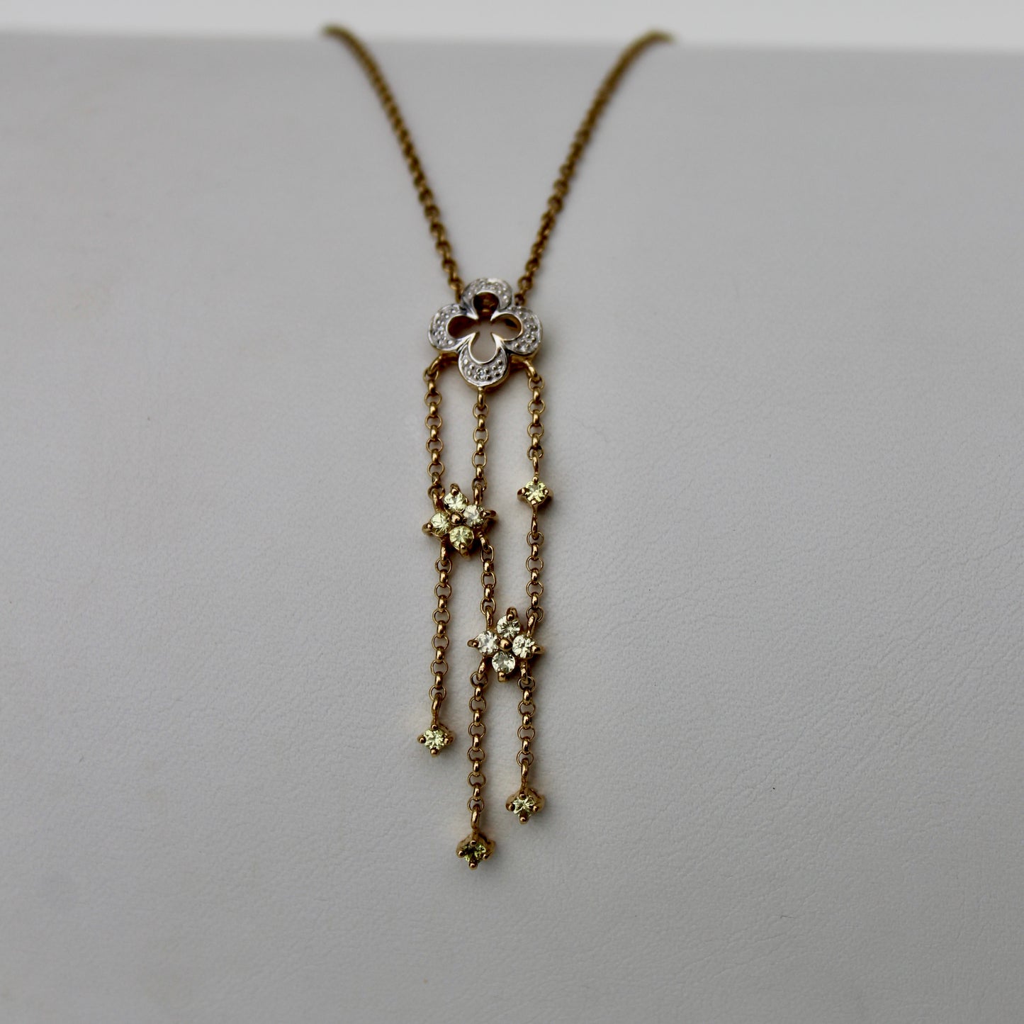 Edwardian Peridot Pendant, 0.7CTW 9K Gold