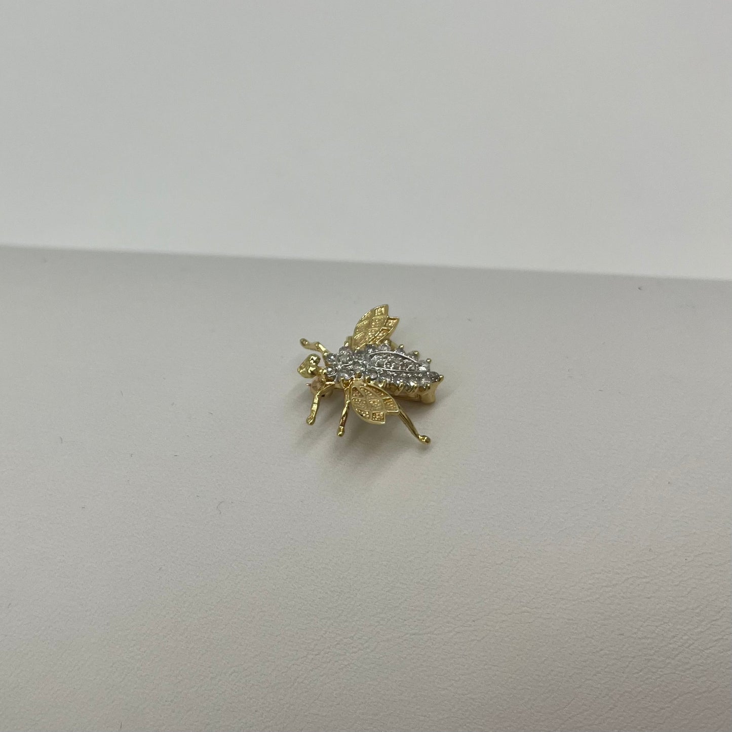 Diamond 'Queen Bee' Brooch, 0.6 CTW 10K Gold