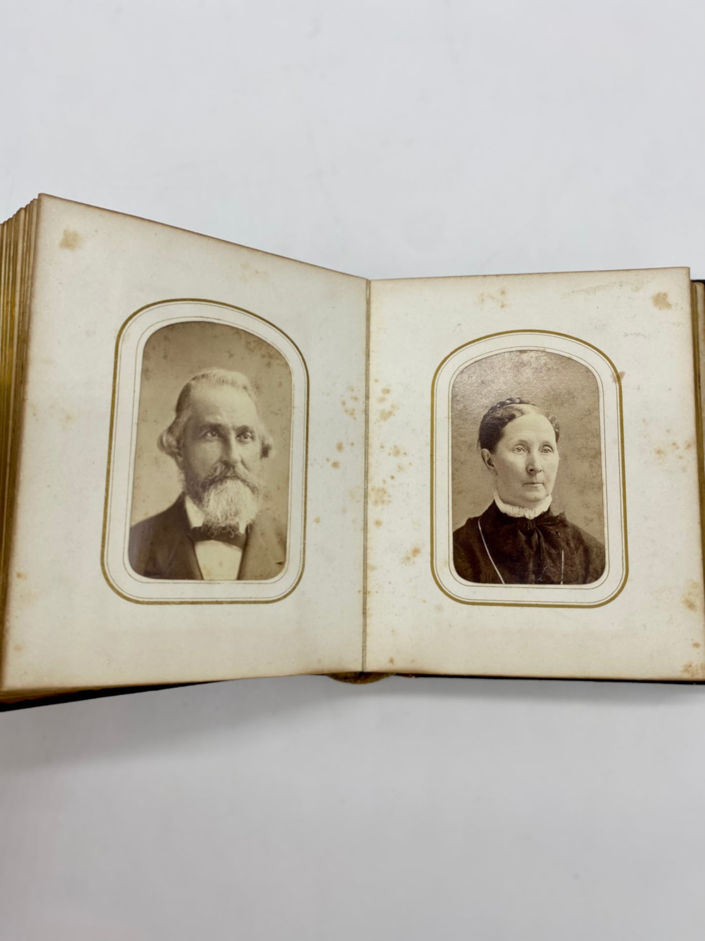 1862 Early Henry Altemus Co. Photograph Album- Rare Abraham Lincoln & US Presidential Carte-de-visites