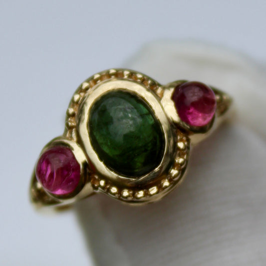 Antique Tourmaline Cabochon Ring, 2.1 Carats 10K Gold