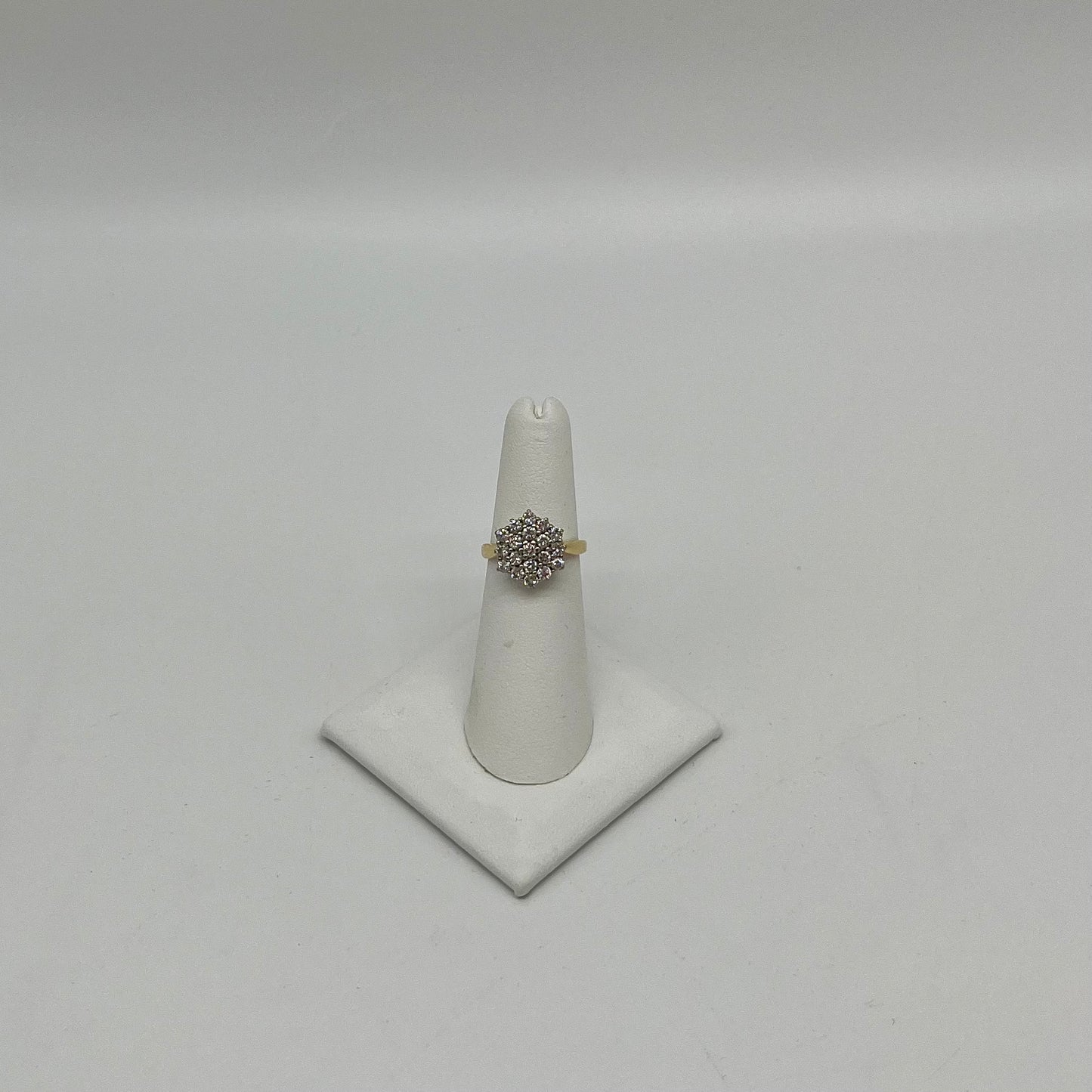 Elegant Victorian Diamond Cluster Ring, 2.0 CTW 18K Gold