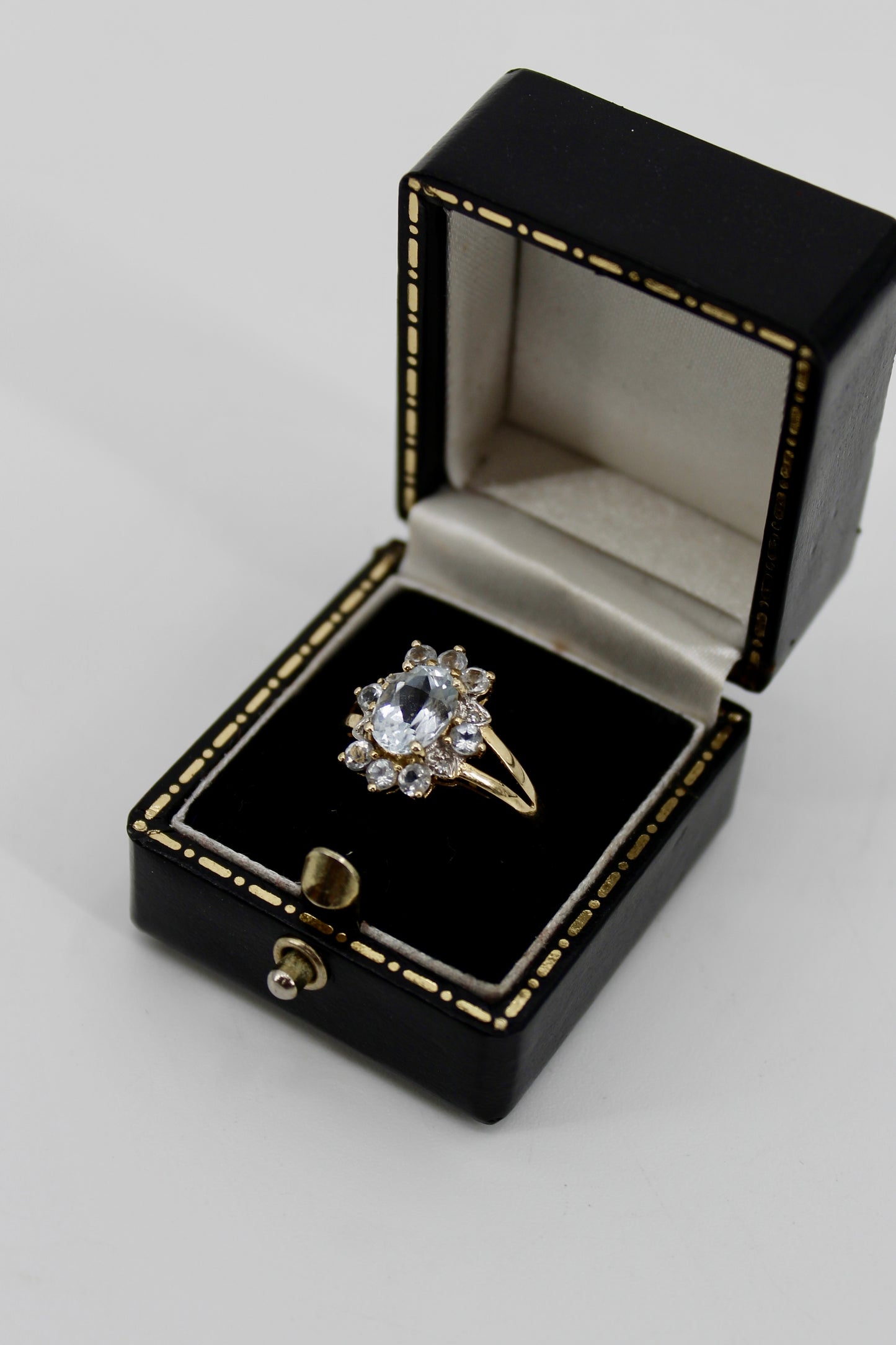 Aquamarine & Diamond Floral Cocktail Ring, 1.8 Carats 14K Gold