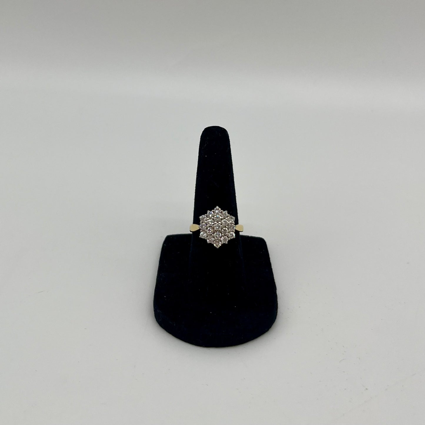 Elegant Victorian Diamond Cluster Ring, 2.0 CTW 18K Gold